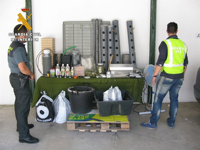 Maquinaria y otros efectos del cultivo 'indoor' de marihuana