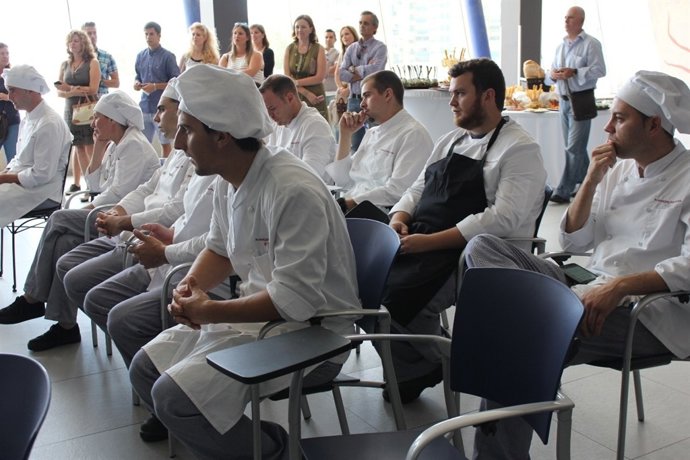 Alumnos del curso de cocina