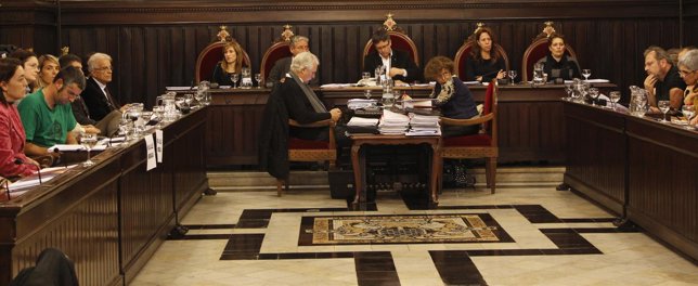 Pleno del Ayuntamiento de Girona