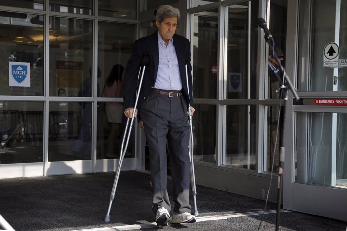 John Kerry a su salida del hospital