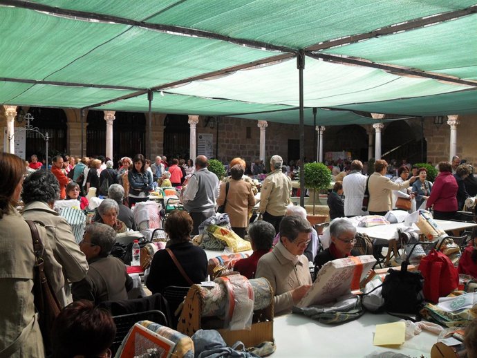 Encuentro de encajeras en Úbeda en 2014