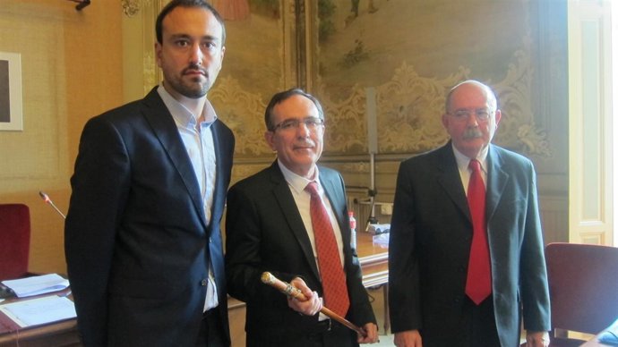 Investidura de Cruz Viadero