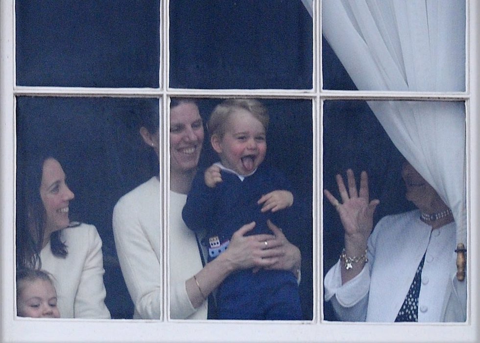 Travesuras príncipe George Trooping the Colour 