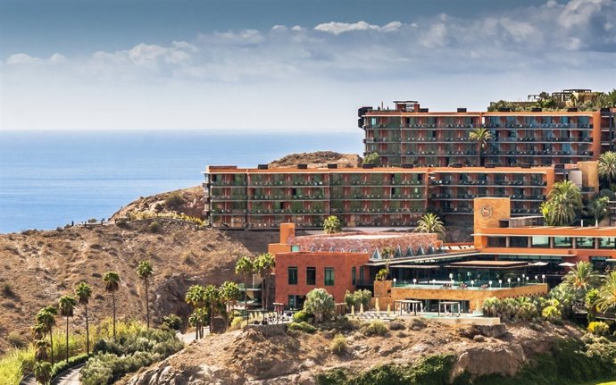 SHERATON GRAN CANARIA ESTRENA EN EUROPA LA POSIBILIDAD DE HACER RESERVAS A TRAVÉ