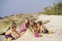 10 ideas para divertirte en la playa con niños