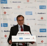 Alonso "recomienda" la ampliación del permiso de paternidad "cuanto antes"