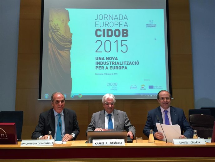 J.Gay de Montellà (Fomento del Trabajo) C.Gasòliba (Cidob) D.Calleja (CE)