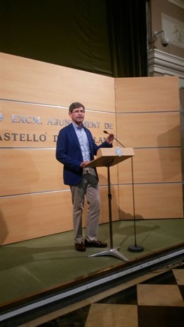 ALFONSO BATALLER RENUNCIA RÁ A SU ACTA DE CONCEJAL