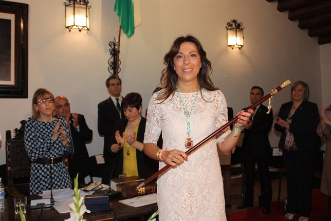 María Paz Fernández, alcaldesa de Ronda mandato 2015-2019 gobierno minoría