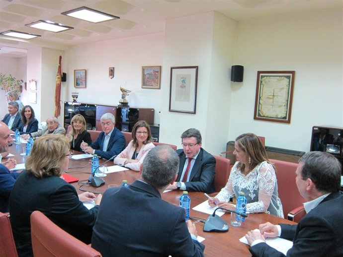 Abel Caballero con su nuevo gobierno municipal.