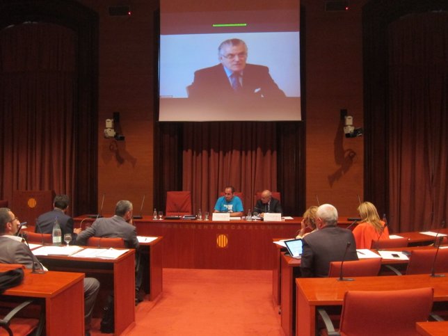 El extesorero del PP Luis Bárcenas comparece en el Parlament por videoconferenci
