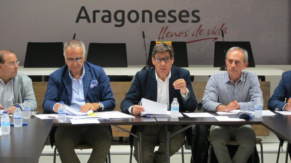 Arturo Aliaga en la Comisión Ejecutiva del PAR