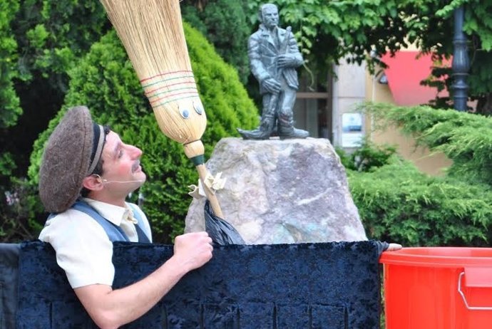 ÛBarriendo voy', de Malabaracirco 