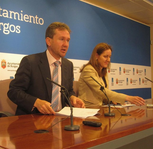 El alcalde de Burgos, Javier Lacalle, comparece en rueda de prensa