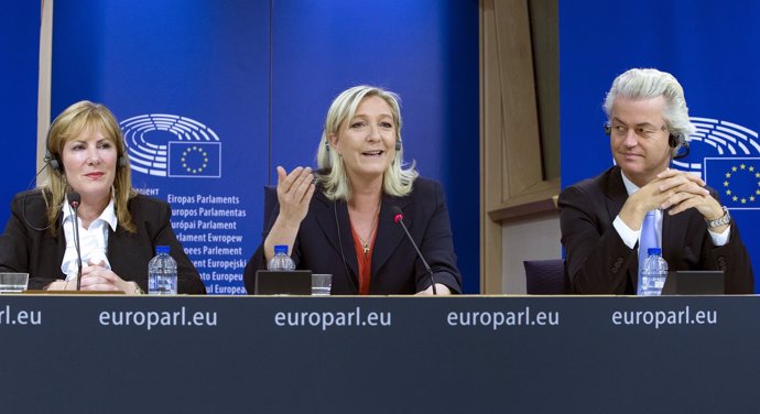 Marine Le Pen y Geert Wilders anuncian nuevo grupo en Eurocámara