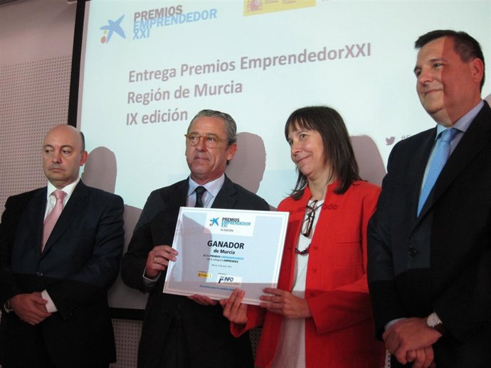 La empresa Abiopep gana la edición 2015 de los premios 'EmprendedorXXI' 