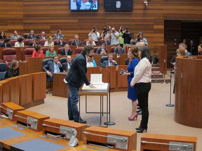 Toma posesión José Sarrión