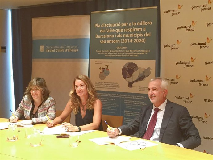 El Govern y Gas Natural Fenosa fomentarán el uso de gas natural en el transporte