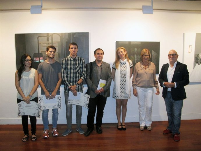 Ganador pintura al otor lado cristina maqueda uma