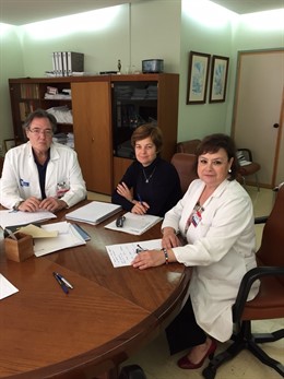 Reunión de directores sanitarios con la responsable de Amnistía Internacional