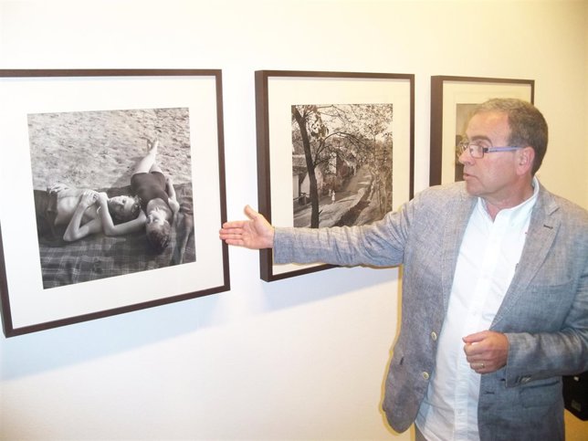 El comisario de la exposición, Chema Conesa