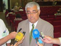 Ramírez de Arellano deja el Rectorado de la Hispalense para liderar el área económica del Gobierno de Susana Díaz