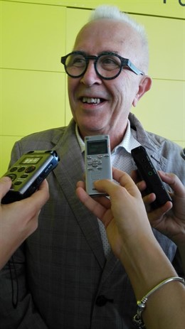 El consejero de Empleo, Empresa y Comercio, José Sánchez Maldonado