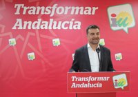 Maíllo desea "aciertos" al nuevo Gobierno al que recuerda que no tiene mayoría en el Parlamento