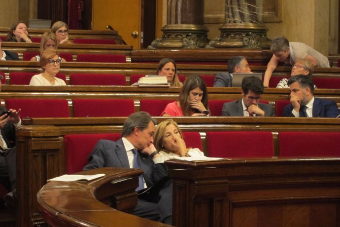El pte.Artur Mas y la vicepta.J.Ortega este miércoles en el Parlament