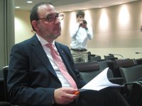 Espadaler admite que CiU "sale tocada" con la salida de los consejeros de UDC de la Generalitat