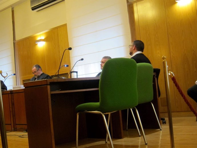 El acusado, durante la primera jornada del juicio en la Audiencia de Valladolid.