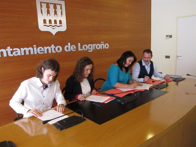 Peña, Arráiz, Alonso y Antoñanzas fiman el acuerdo