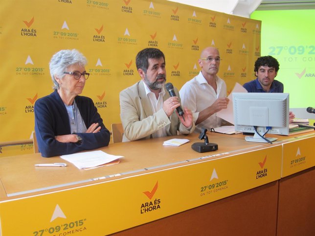 Jorsi Sànchez, J.Sabaté (ANC), M.Casals, R.Romeva (Òmnium)