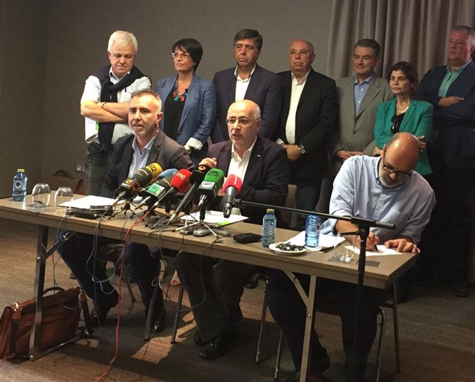 NC, PSC y Podemos firman el acuerdo para el Cabildo de Gran Canaria 
