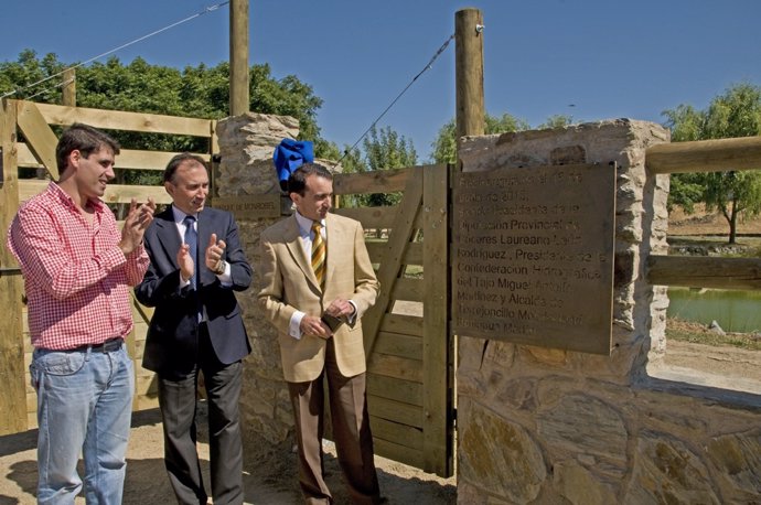 Inaugurado el acondicionamiento de La Laguna de Abajo en Torrejoncillo