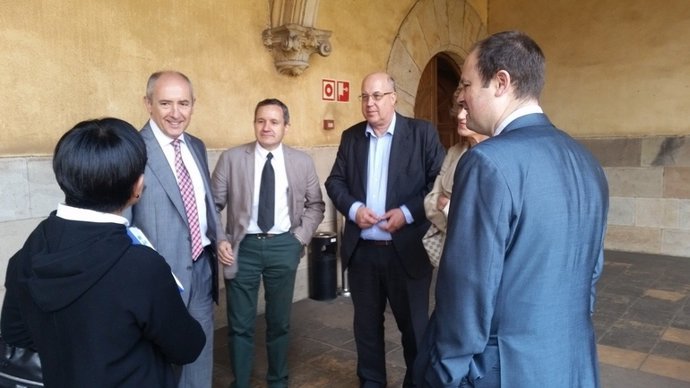 Erkoreka y magistrados en Oñati