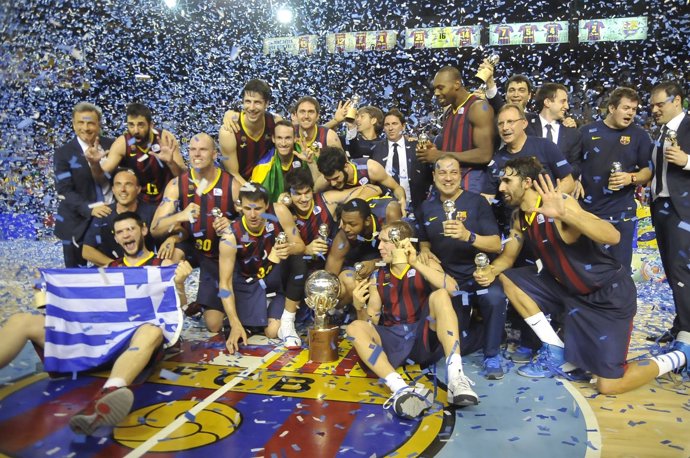 El Barcelona celebra el título de Liga              
