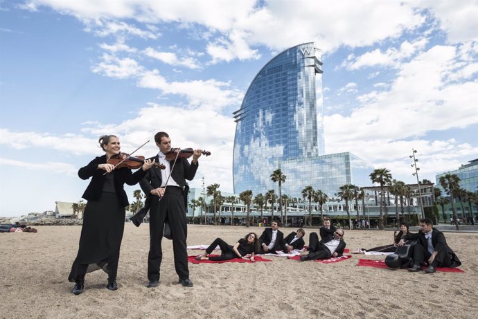 La OBC ofrece un concierto gratis en la playa de la Barceloneta