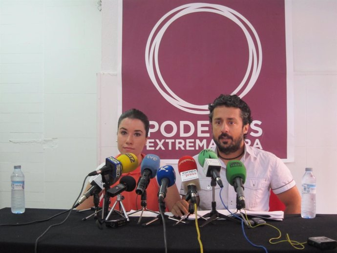 Eugenio Romero y Macarena Llanos de Podemos Extremadura