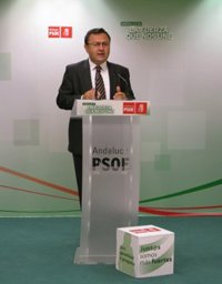 PSOE-A subraya que con el nuevo Gobierno andaluz "Andalucía avanza a pleno rendimiento" y "recuperará el tiempo perdido"