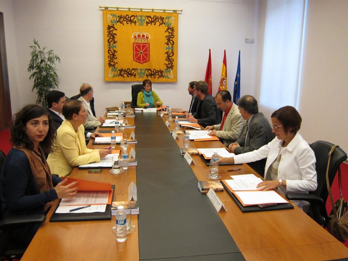 Mesa y Junta de Portavoces del Parlamento de Navarra.