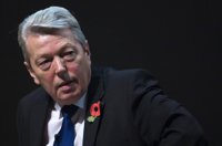 El veterano Alan Johnson liderará la campaña laborista británica por el 'sí' a la UE