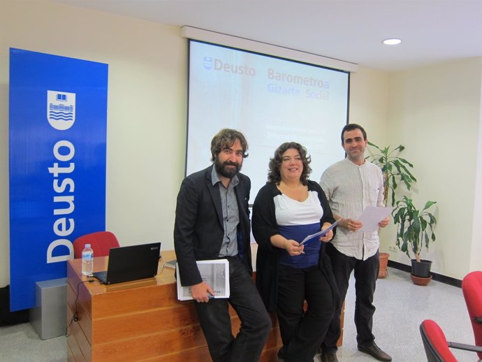 María Silvestre y Braulio Gómez presentan el IV DeustoBarómetro