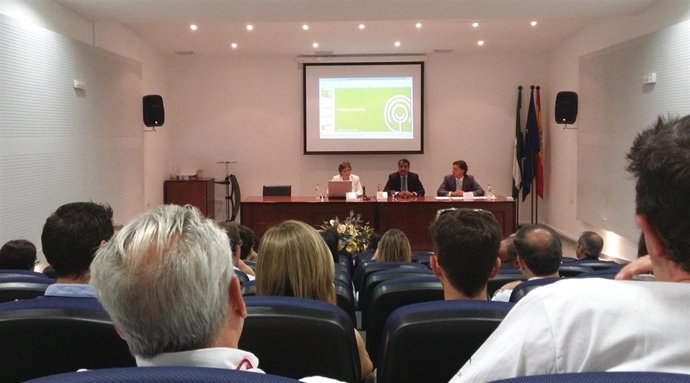 Firma y presentación del convenio en el Hospital de Montilla