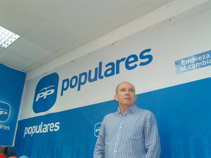 Nicolás Fernández Cucurull, Senador Del PP Por Ceuta