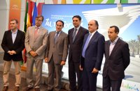 Fernández confía en un verano "de éxito" y aboga por crear nuevos segmentos