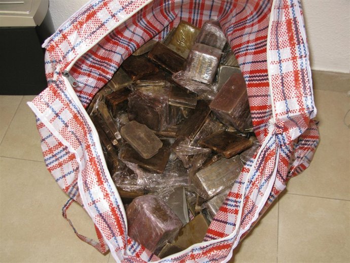 Hachís intervenido por la Guardia Civil