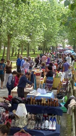 Mercadillo de Segunda Mano y Artesanía