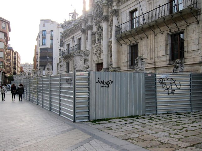 Estado que presentaba la fachada antes de las obras de restauración.