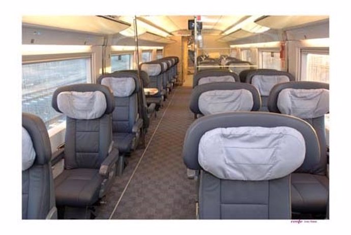 Interior de un coche de tren AVE de Renfe